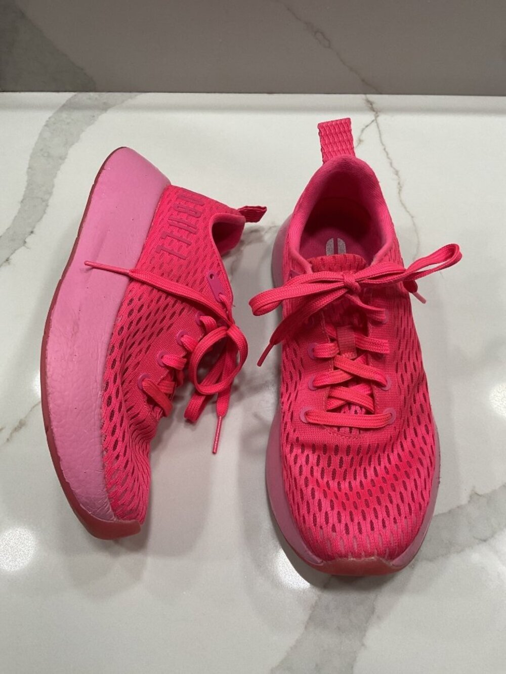 Nobull Neon Pink Journey Training Shoes Knit Upper Women's Size 8 FLAW